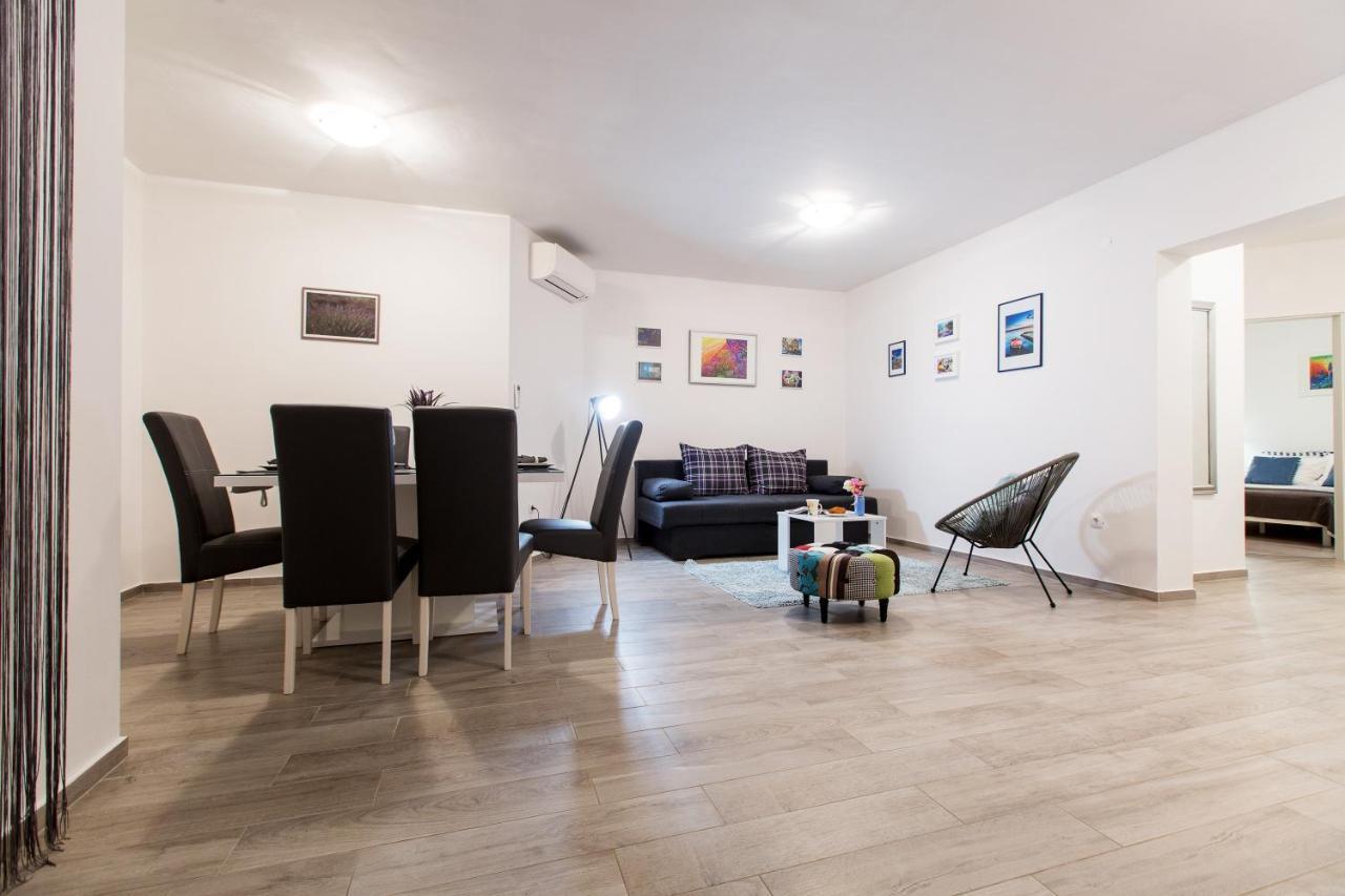 Maiv Residence - Family & Designer Suites Rogoznica  Oda fotoğraf