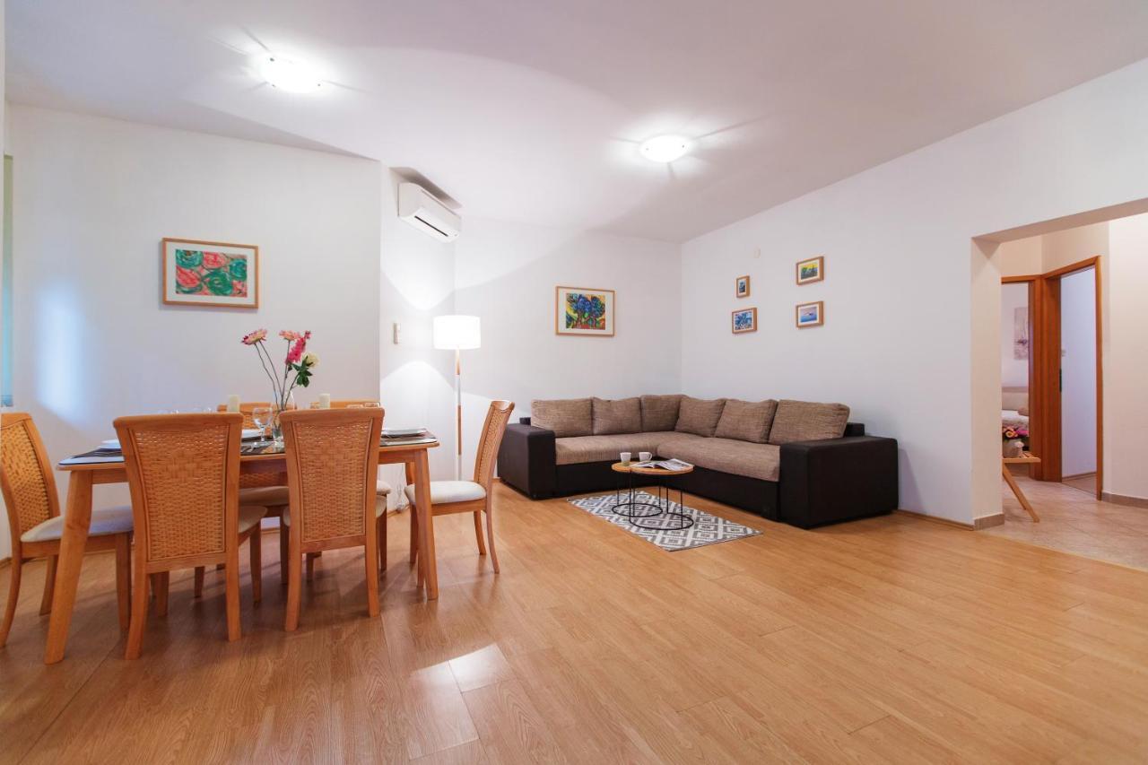 Maiv Residence - Family & Designer Suites Rogoznica  Oda fotoğraf